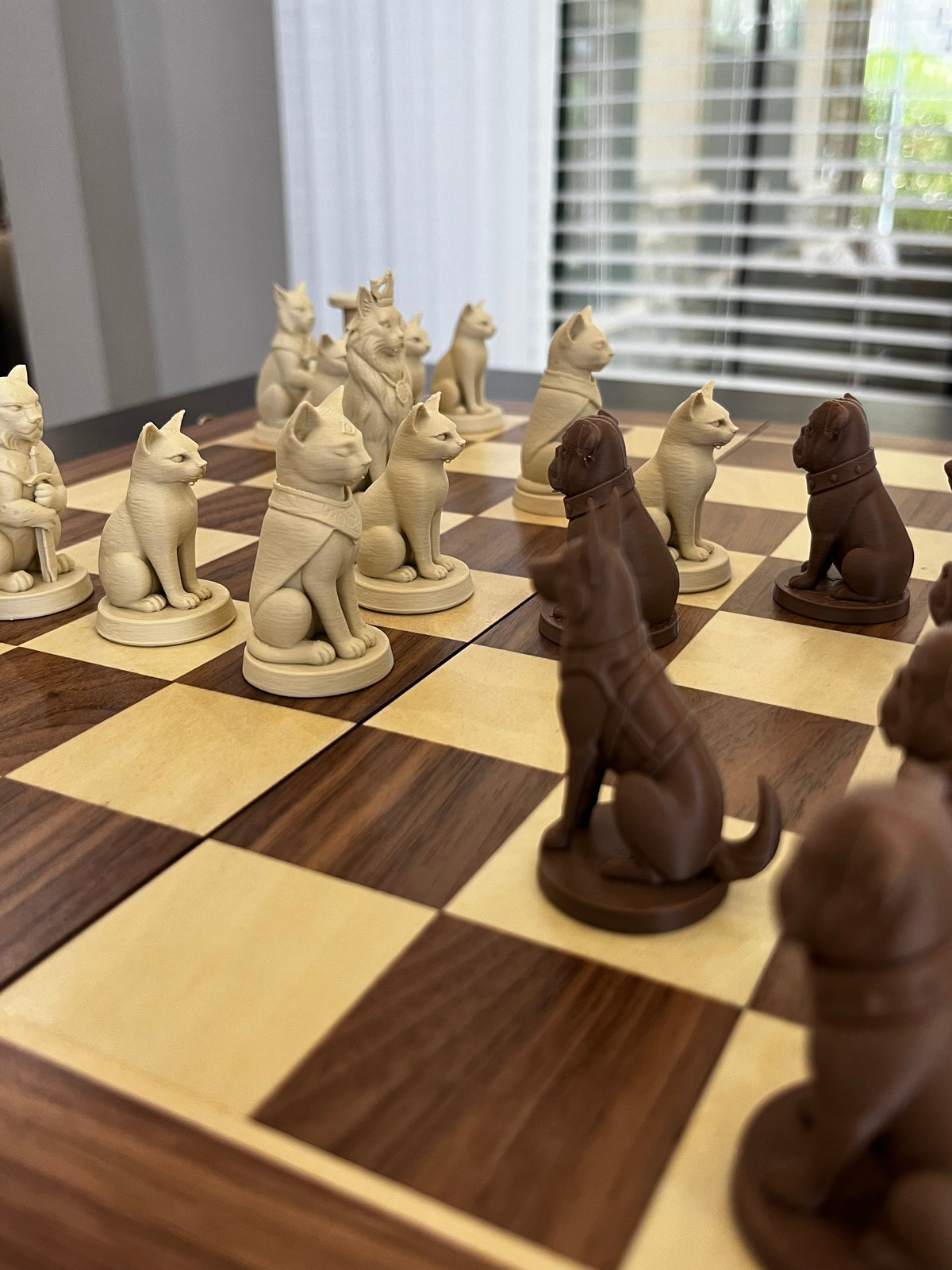 Cats VS Dogs Chess Set
